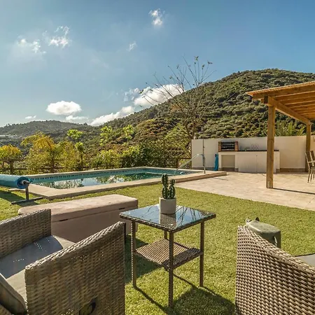 Holiday home Cozy In With Swimming Pool